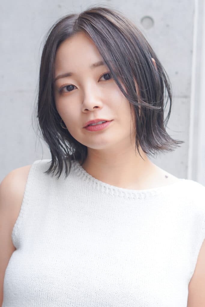 【2026年春夏】透け感くびれボブで叶える大人の抜け感